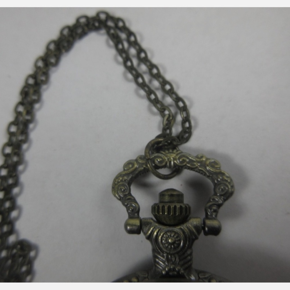 Vintage Paris France Eiffel Tower Travel Metal Pocket Watch - Working! - Picture 5 of 9